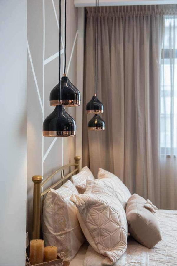 Condo Next To Metro St Athens! Bagian luar foto
